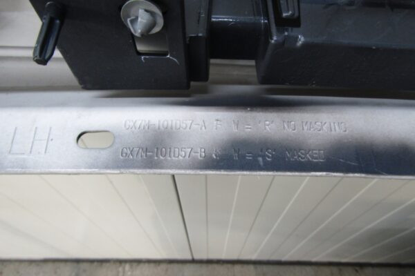 Zijskirt Dorpellijst Links Jaguar XE 760 FSR SPORT 14- gx7m-101d57-a Dorpel P14190