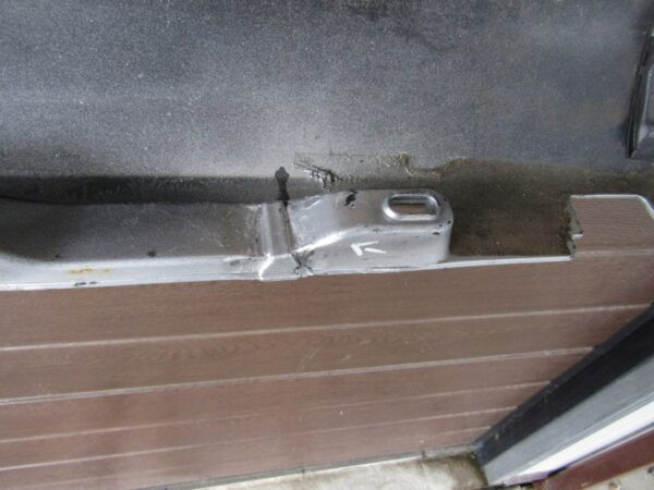 Zijskirt Dorpellijst Links Jaguar XF X250 07- Links  8546149351 Dorpel P690