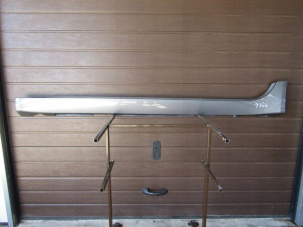 Zijskirt Links Dorpellijst Jaguar XF X250 07- Links  8544673909 Dorpel P766