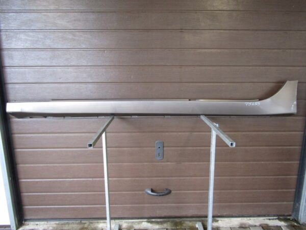 Zijskirt Dorpellijst Links Jaguar XJ X351 09- Links 9480056362 Dorpel P5689