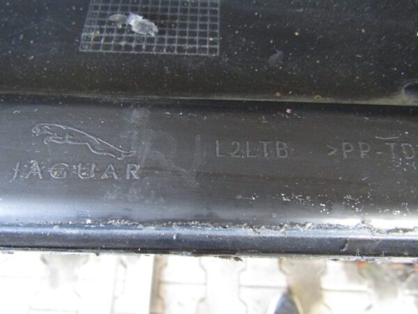 Zijskirt Dorpellijst Links Jaguar XJ X351 09- Links aw93f10609-1 Dorpel P12357