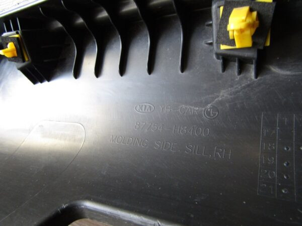 Zijskirt Dorpellijst Rechts KIA STONIC 17- 87754h8400 Dorpel P12274