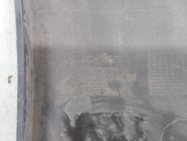 Zijskirt Links Dorpellijst Kia Proceed 3 GT Line 19- 87753 J7700 /10 Dorpel P16191