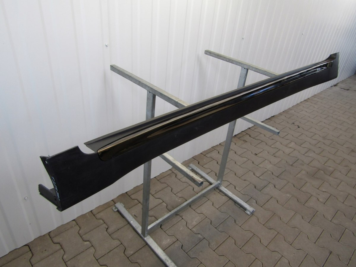 Zijskirt Links Dorpellijst Kia Sportage 4 GT Line Facelift 18 8770303257 Dorpel PD4361