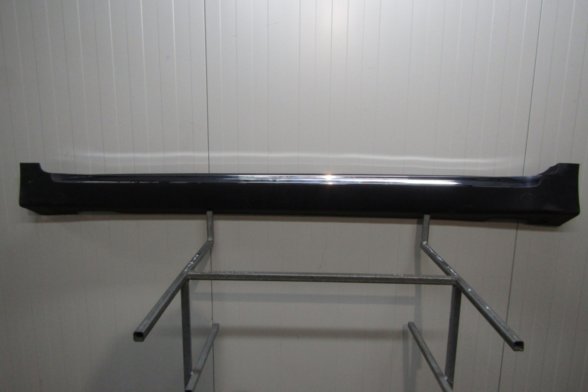 Zijskirt Links Dorpellijst Kia Sportage 4 GT Line Facelift 18 87753 f1110 Dorpel P13639