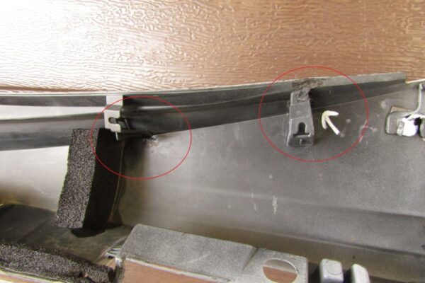 Zijskirt Rechts Dorpellijst Lexus is 250 350 13- Hybrid 7585153040 Dorpel P8422