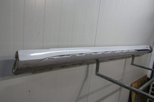 Zijskirt Links Dorpellijst Mercedes A 177 AMG 45 4.5 18- a1776901701  A1776904501 Dorpel P15202
