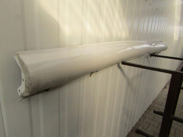 Zijskirt Links Dorpellijst Mercedes C 204 AMG Sedan Stationwagen 8680357464 Dorpel P4106