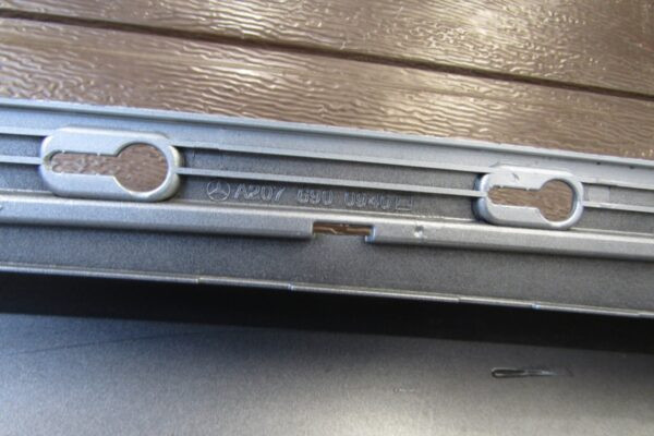 Zijskirt Links Dorpellijst Mercedes E 207 AMG Cabrio 2076900940 Dorpel P11145