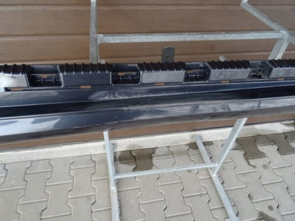 Zijskirt Links Dorpellijst Mercedes E 207 AMG Coupé 8544406627 Dorpel C7764