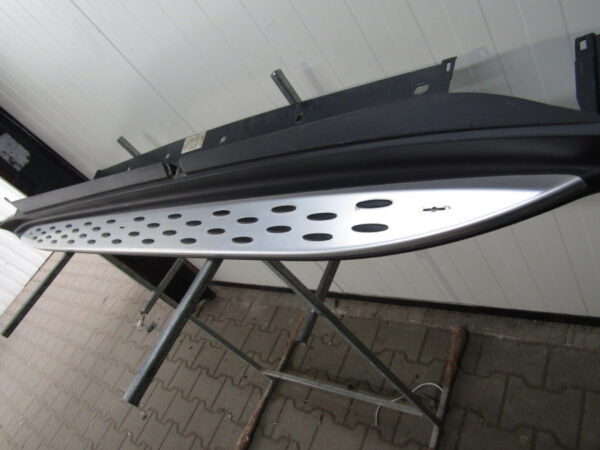 Zijskirt Dorpellijst Links Mercedes EQC N293 19 Graden a2936981500 Dorpel P14025