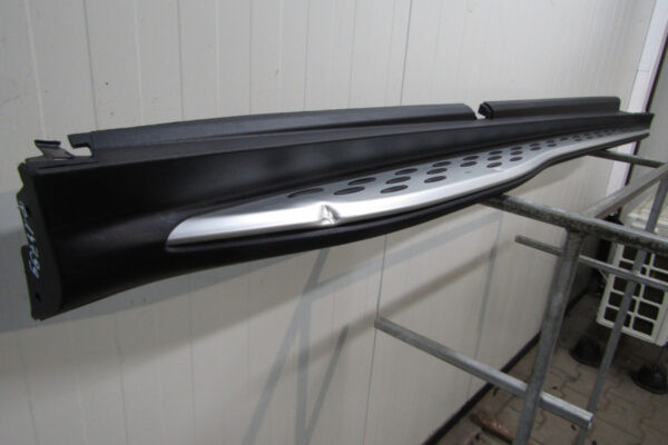 Zijskirt Dorpellijst Rechts Mercedes GLC II X 254 22 Graden A2546903000  A2546980900 Dorpel P14799