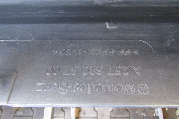 Zijskirt Rechts Dorpellijst Mercedes C 257 CLS Dorpel 18-  a2576908700 P9294