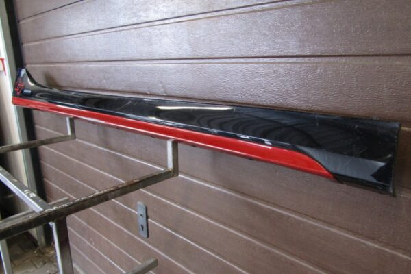 Zijskirt Rechts Dorpellijst BMW 1 F40 M Pakket MPakket 19 - Dorpel 51778072574 P11684