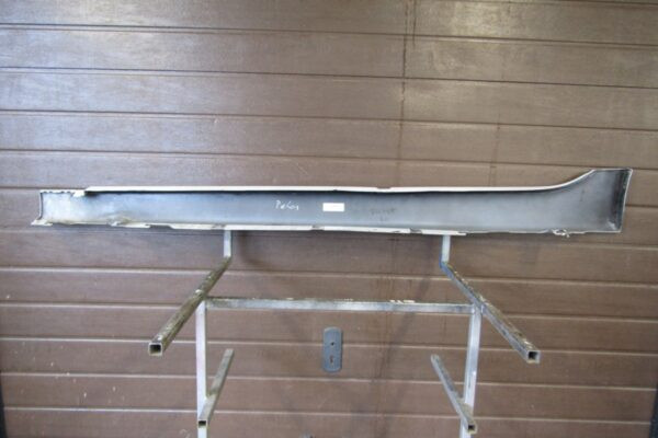 Zijskirt Dorpellijst Rechts BMW 2 F46 Gran TOURER 14- 51777318852 Dorpel P11345