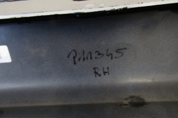 Zijskirt Dorpellijst Rechts BMW 2 F46 Gran TOURER 14- 51777318852 Dorpel P11345