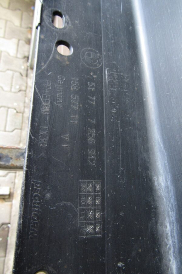 Zijskirt Dorpellijst Rechts BMW 3 F30 F31 11-18 51777256912 Dorpel P11654