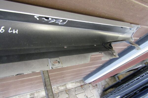 Zijskirt Links Dorpellijst BMW F46 M-pakket Mpakket Gran Tourer 51778058859 Dorpel P9635