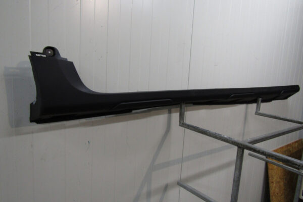 Zijskirt Dorpellijst Rechts Dacia JOGGER 21- 764268778r Dorpel P15092