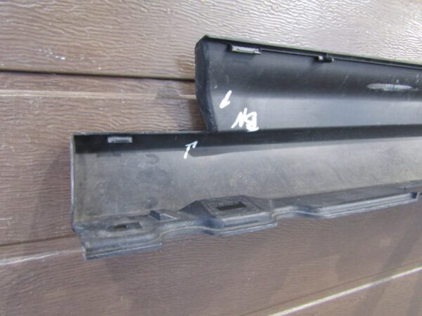 Zijskirt Dorpellijst Rechts Ford Focus MK4 17- 8874728833 Dorpel P4669