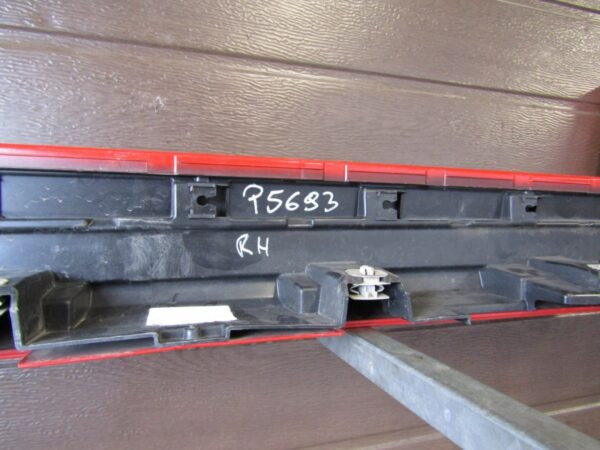 Zijskirt Dorpellijst Rechts Ford Kuga MK2 Titanium ST 12- 9480078931 Dorpel P5693