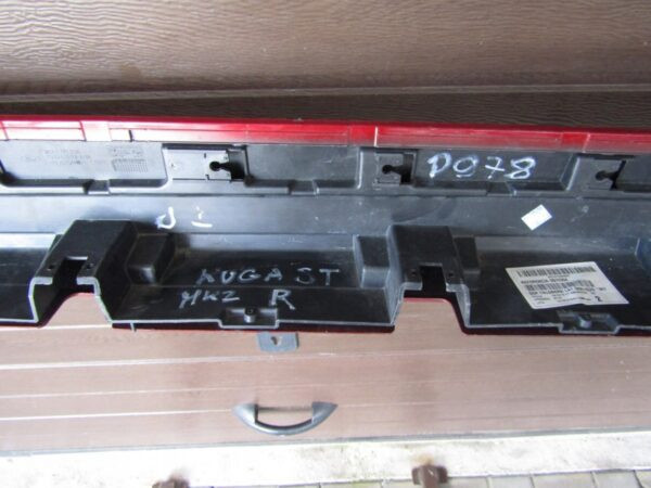 Zijskirt Dorpellijst Rechts Ford Kuga MK2 Titanium ST 12- 8545896783 Dorpel P978