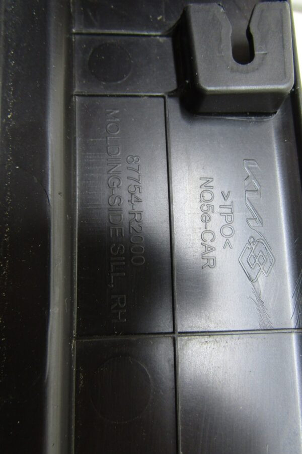Zijskirt Rechts Dorpellijst KIA SPORTAGE V 5 21- Cover 87754r2000 Dorpel P14226