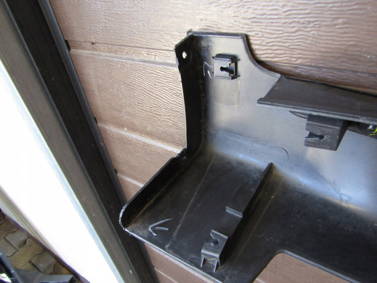 Zijskirt Dorpellijst Rechts KIA Sportage 4 GT Line 18 Facelift 10566137005 Dorpel P7357