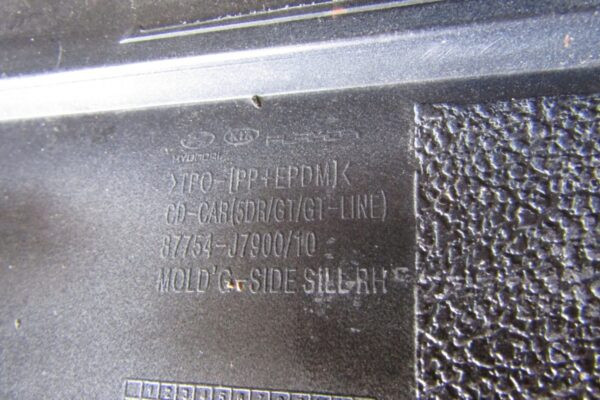 Zijskirt Dorpellijst Rechts Kia Ceed III 3 GT 18- 87754-J7900/10 Dorpel P10084