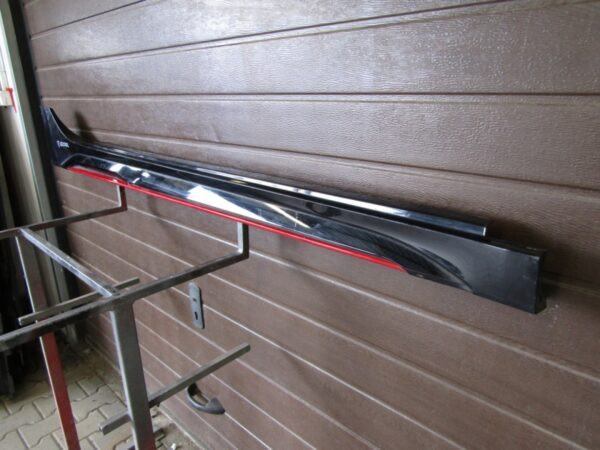 Zijskirt Dorpellijst Rechts Kia Proceed 3 GT Line 19- 87754 j7700 Dorpel P12092