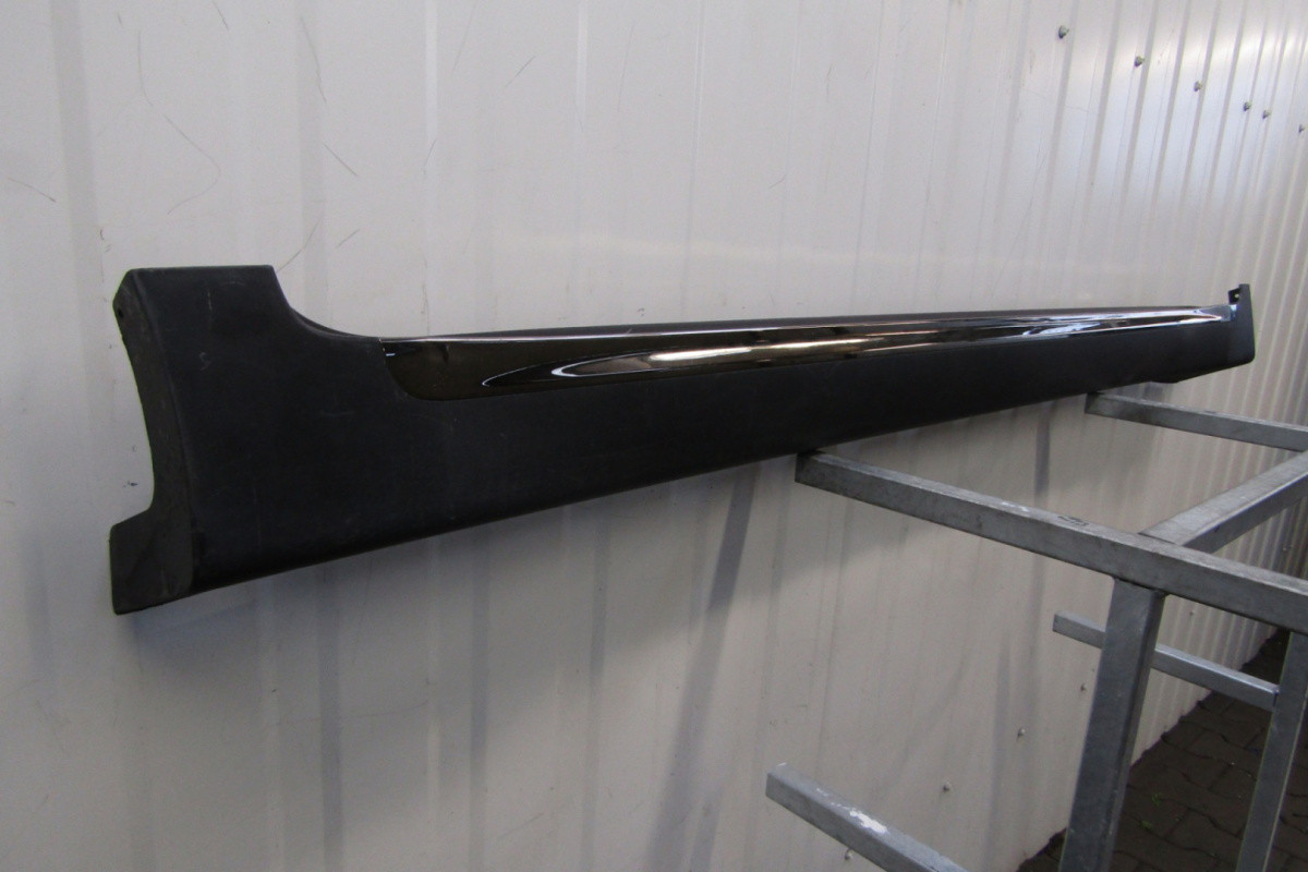 Zijskirt Dorpellijst Rechts Kia Sportage 4 GT Line Facelift 18 87754 f1110 Dorpel P12751