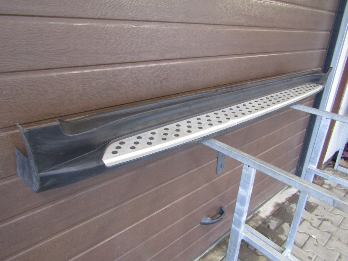 Zijskirt Dorpellijst Rechts Kia Sportage IV 15-Graden 8921450556 Dorpel PD4795