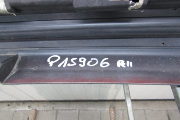 Zijskirt Dorpellijst Rechts Maserati GHIBLI M157 13- 670010791 Dorpel P15906
