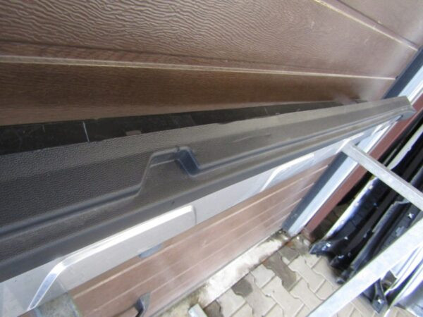 Zijskirt Dorpellijst Rechts Mercedes 156 GLA AMG 13- 9366114973 Dorpel P5483