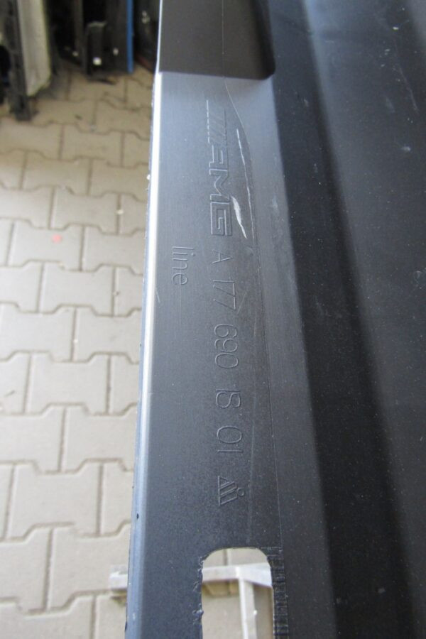 Zijskirt Rechts Dorpellijst Mercedes A 177 AMG 45 4.5 18- a1776901801 Dorpel P9951
