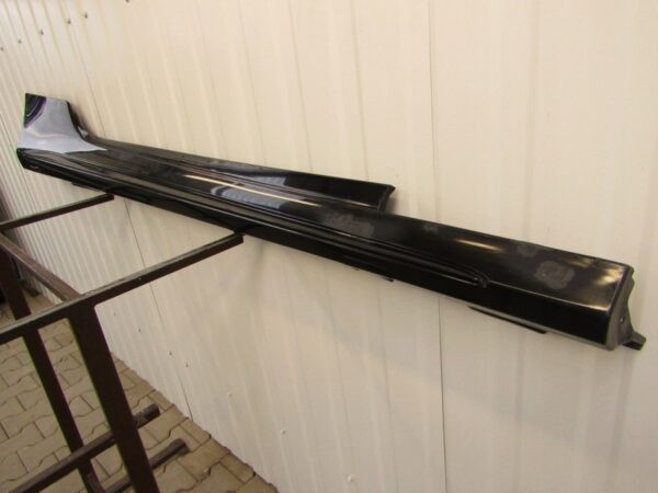 Zijskirt Dorpellijst Rechts Mercedes C 205 Cabrio AMG 14- 8706215506 Dorpel P4150