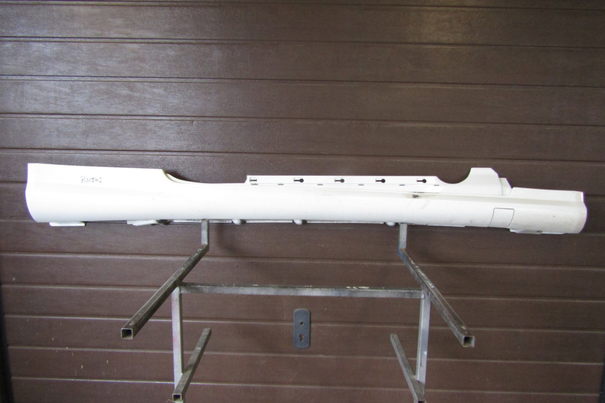 Zijskirt Dorpellijst Rechts Mercedes E 207 AMG Cabrio a2076901040 Dorpel P11942