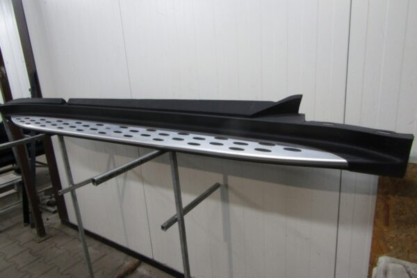 Zijskirt Dorpellijst Rechts Mercedes EQC N293 19 Graden a2936981600 a2936903000 Dorpel P15669