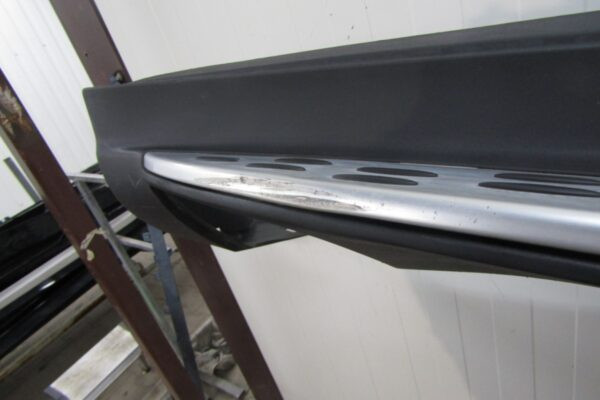 Zijskirt Dorpellijst Rechts Mercedes EQC N293 19 Graden a2936981600 a2936903000 Dorpel P15669