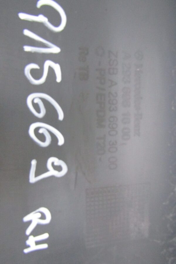 Zijskirt Dorpellijst Rechts Mercedes EQC N293 19 Graden a2936981600 a2936903000 Dorpel P15669