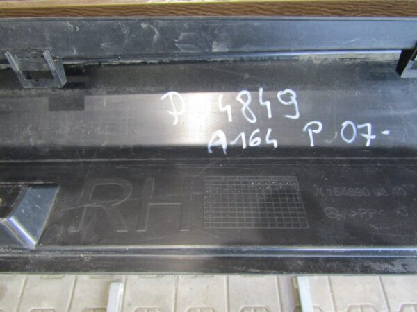 Zijskirt Dorpellijst Rechts Mercedes ML 164 Facelift 08-11 8931116200 Dorpel PD4849