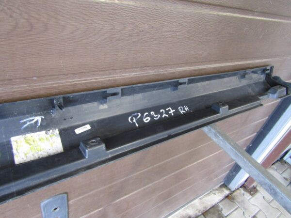 Zijskirt Dorpellijst Rechts Range Rover Evoque BJ32-10154 9810504269 Dorpel P6327
