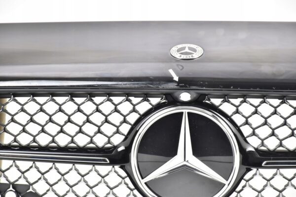 Bumper MERCEDES CLA W118 118 FACELIFT ORDINARY Voorbumper 03015A