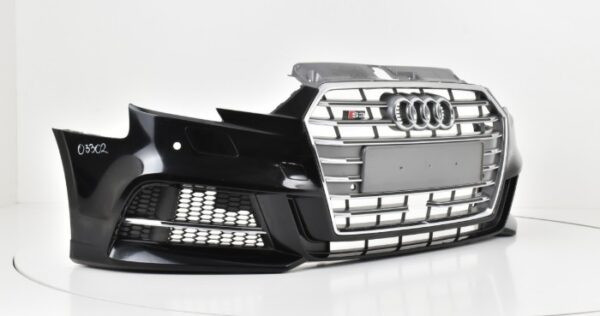 Bumper AUDI S3 A3 8V 8V5 8V0 FACELIFT SEDAN 2017-  Voorbumper 03302
