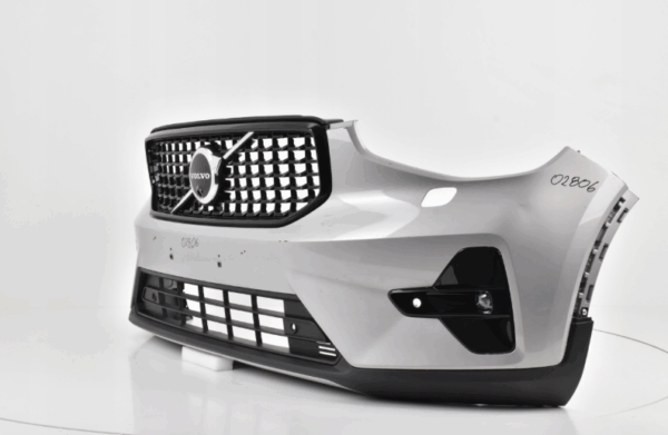 Bumper VOLVO XC40 XC 40 R-DESIGN RDESIGN FACELIFT 2023-  Voorbumper 02806