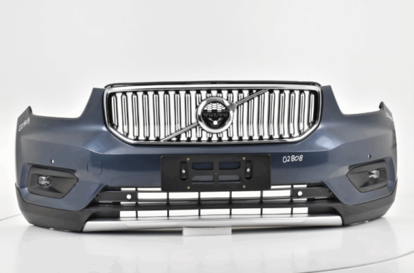 Bumper VOLVO XC40 XC 40 PRE-FACELIFT 2018-  Voorbumper 02808