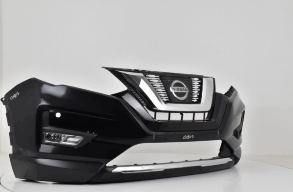 Bumper NISSAN X-TRAIL XTRAIL 2017  Voorbumper 01907