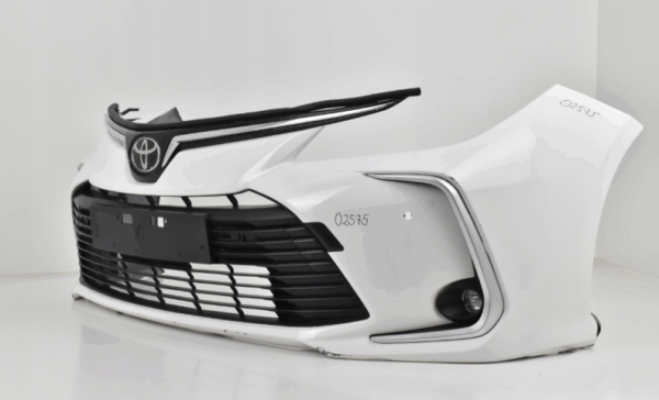 Bumper TOYOTA COROLLA E210 E21 SEDAN 2019- Voorbumper 02575