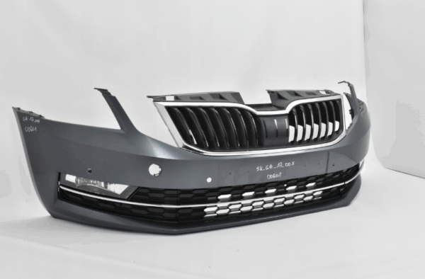 Bumper SKODA OCTAVIA III 2017 4XPDC Voorbumper 00601