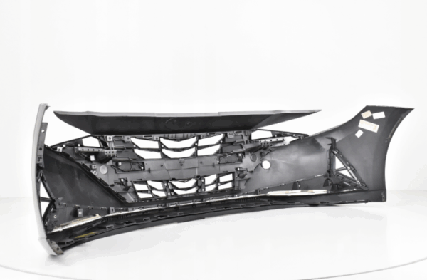 Bumper HYUNDAI ELANTRA VII 2021 Voorbumper 01725